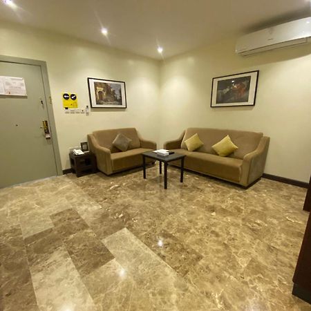 Rollins Hotel บูเรดาห์ ภายนอก รูปภาพ