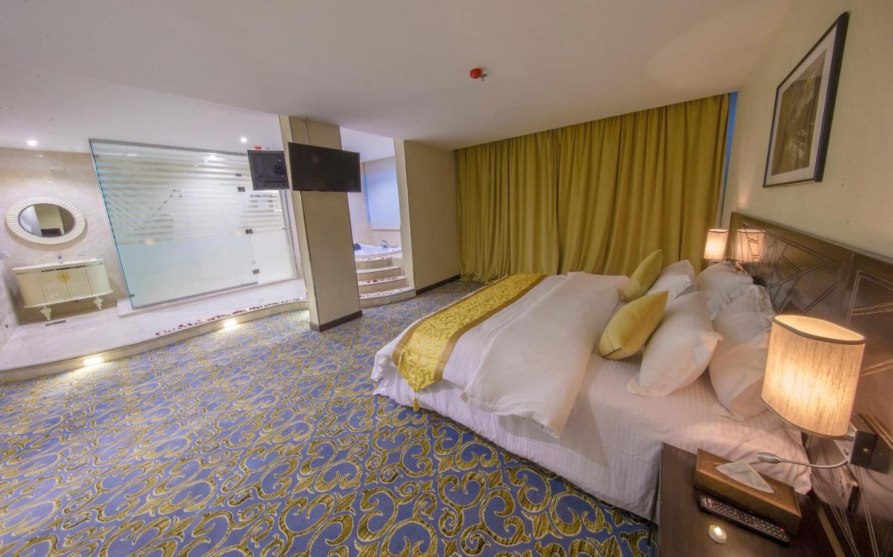 Rollins Hotel บูเรดาห์ ภายนอก รูปภาพ