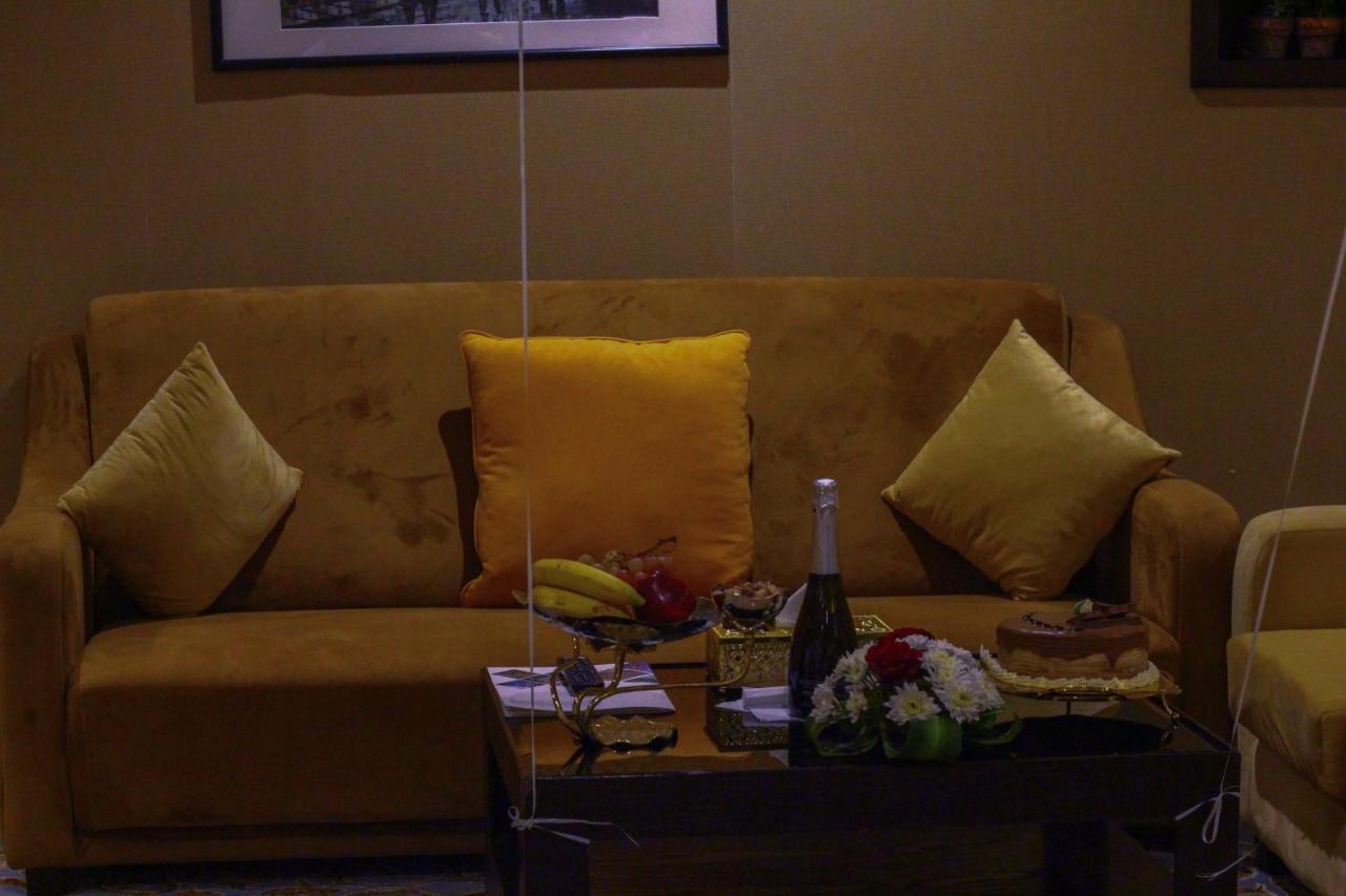Rollins Hotel บูเรดาห์ ภายนอก รูปภาพ