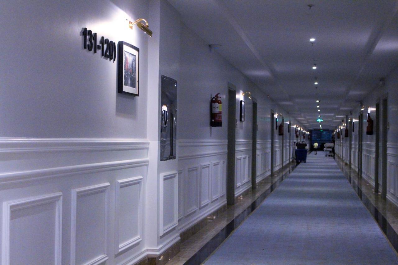 Rollins Hotel บูเรดาห์ ภายนอก รูปภาพ